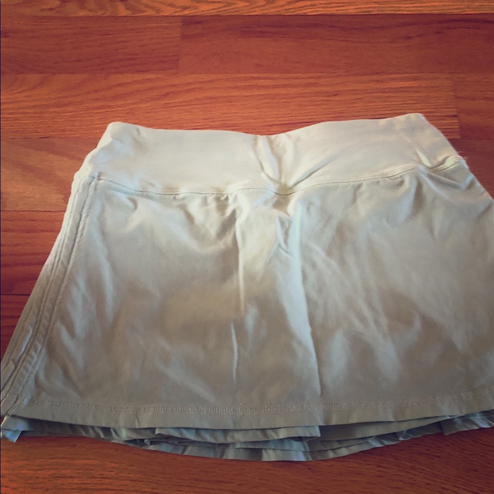 Mint green lululemon skort